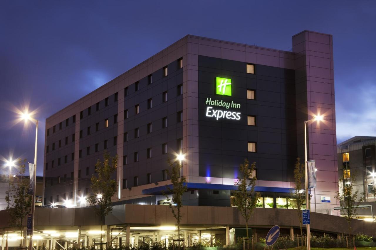 Holiday Inn Express Aberdeen - Bridge Of Don Exteriér fotografie